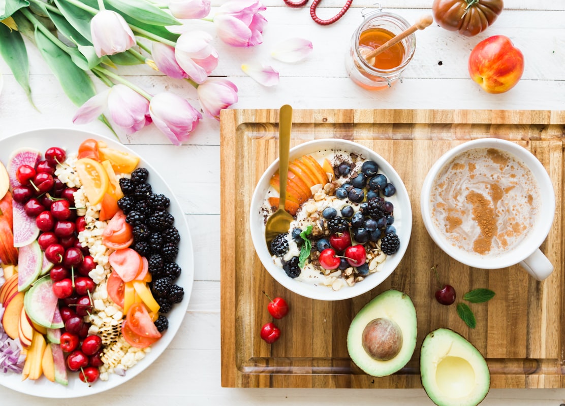 Personalized nutrition planning session with consultant